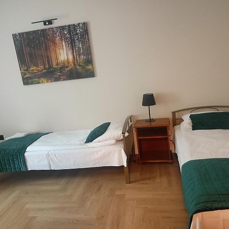 Hotel Baltazar Пултуск Екстер'єр фото
